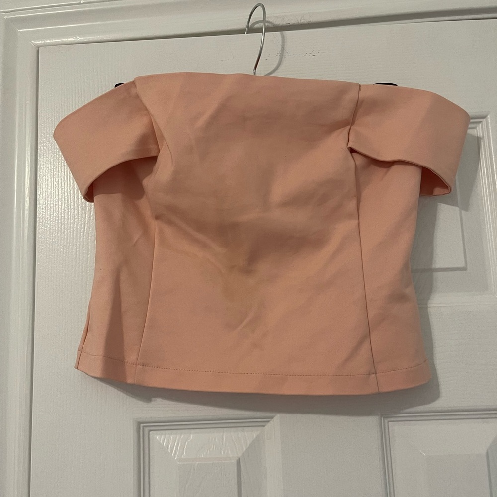 Pink Off the Shoulder Crop Top. Size Small.